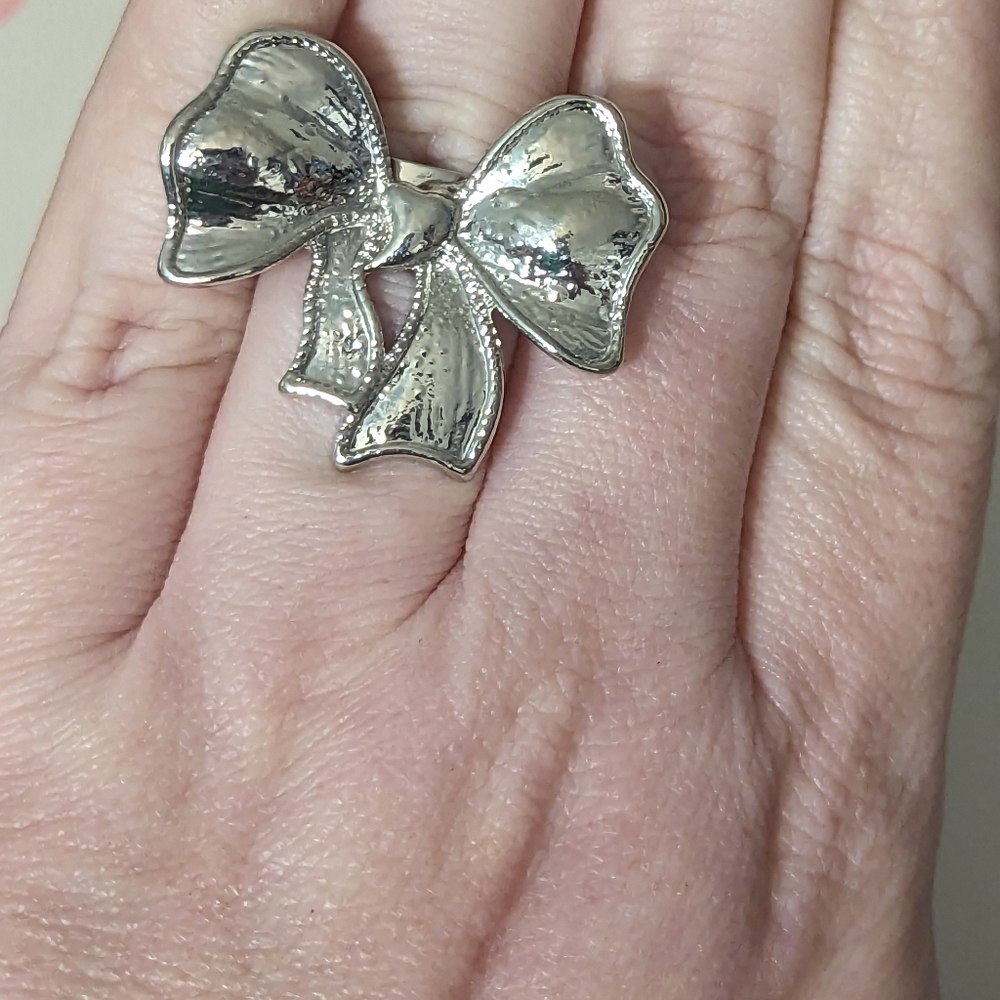 2 For $5 Item: Silver Bow Fashion Ring New!